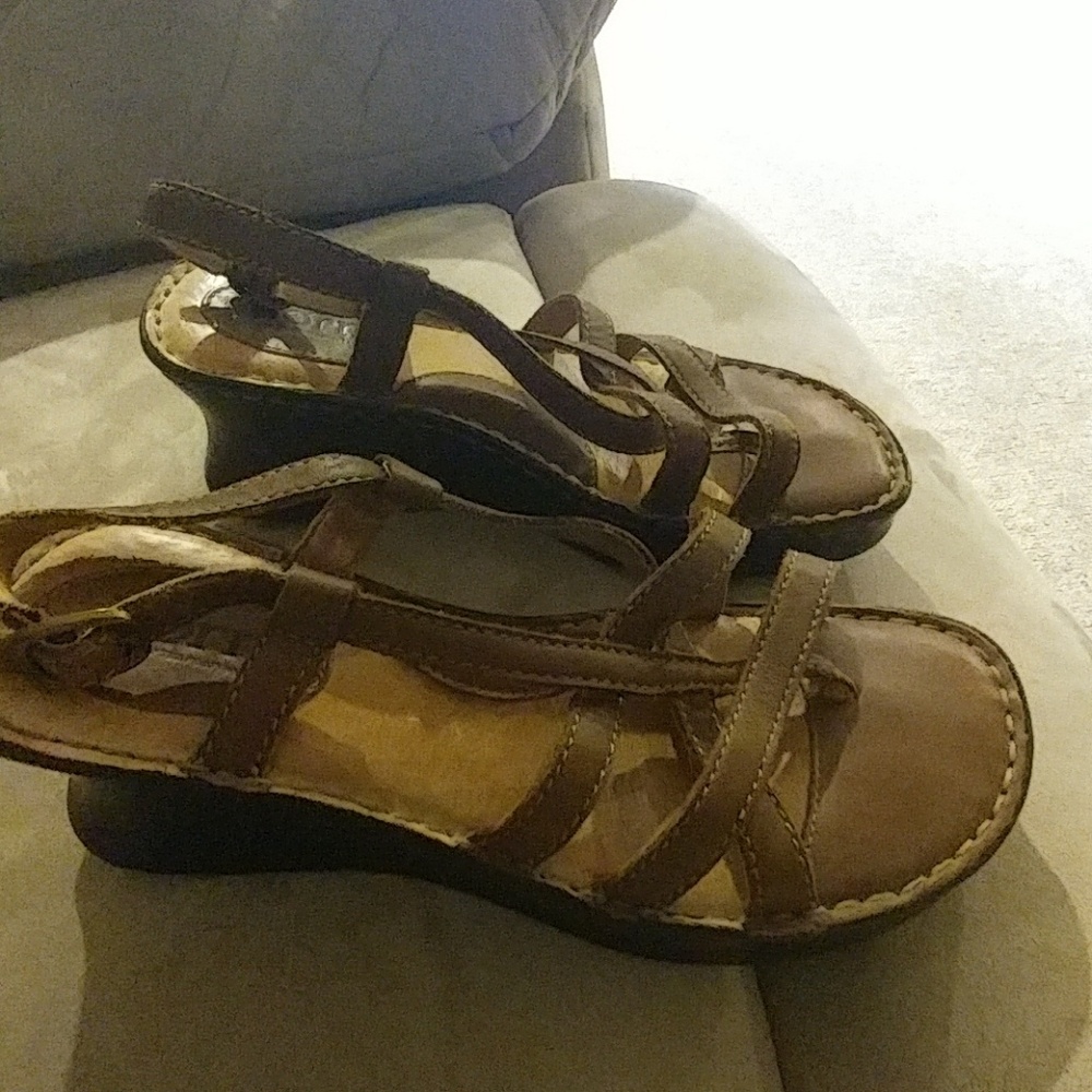 Women's Born wedge sandals